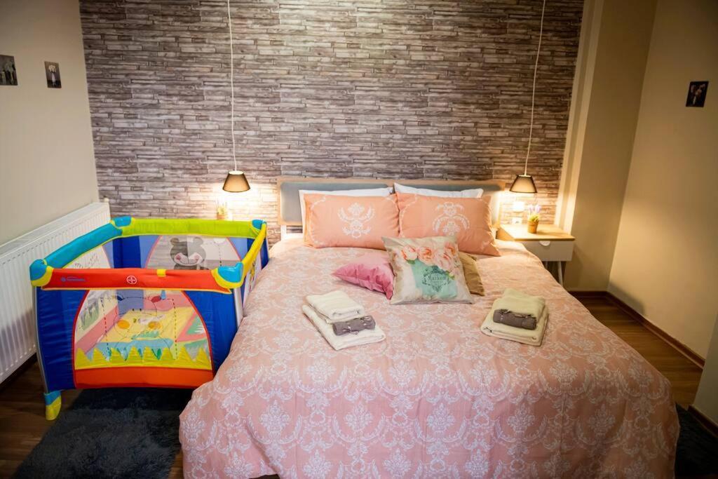 Downtown Comfy Apartment Едеса Екстериор снимка