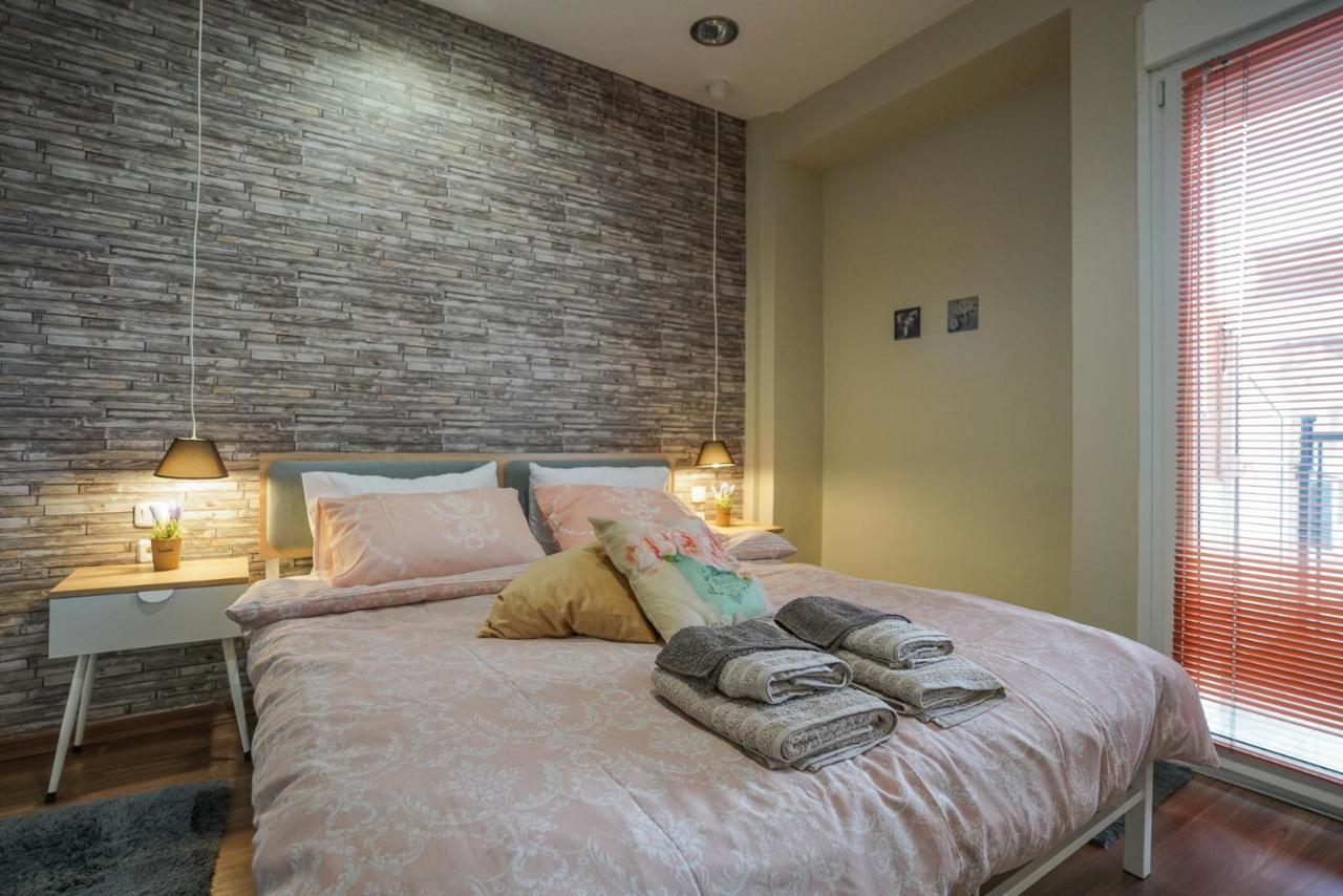 Downtown Comfy Apartment Едеса Екстериор снимка