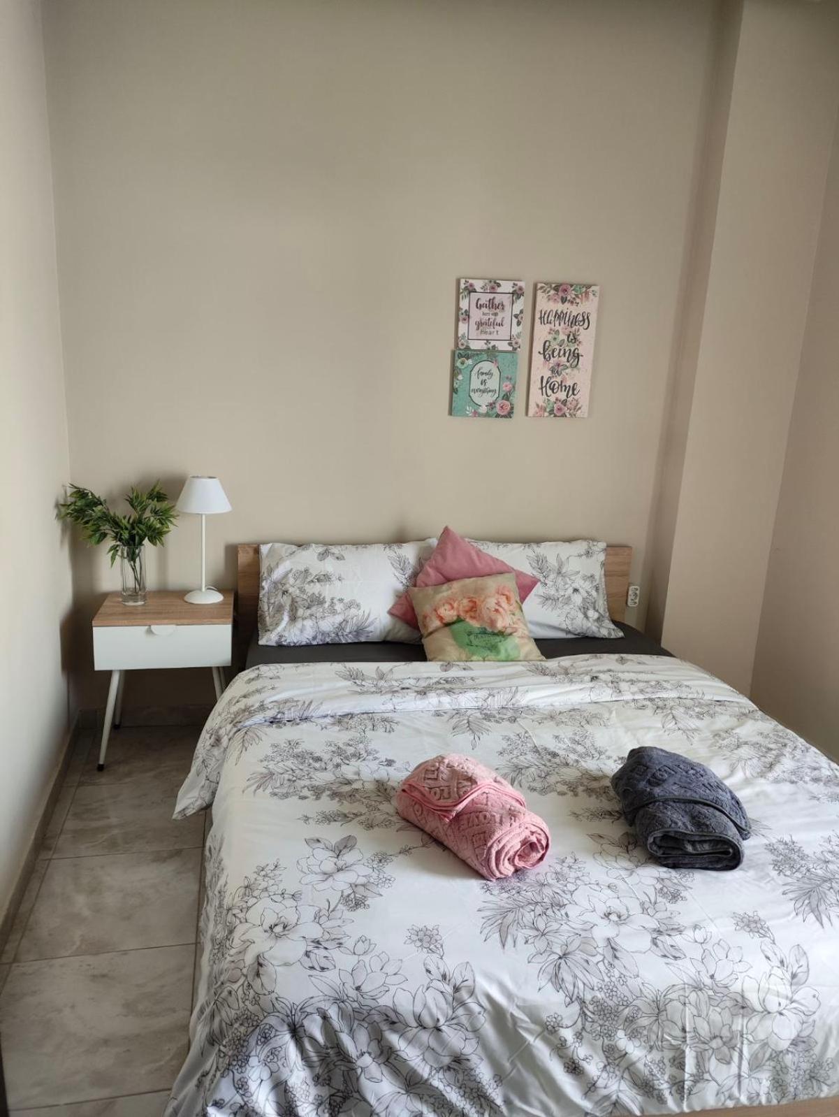 Downtown Comfy Apartment Едеса Екстериор снимка